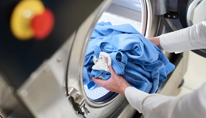 How does a laundry service work?